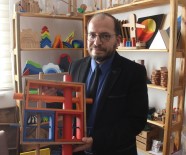 CUMHURIYET ÜNIVERSITESI - Özel Öğrenciler İçin Bilimsel Oyuncaklar Tasarlandı