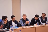 SOSYAL DEMOKRAT - Başkan Ali Kılıç CHP'li Gençlerle Buluştu