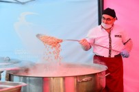 BEYLIKDÜZÜ BELEDIYESI - Beylikdüzü'nde 4 Bin Kişilik Mantı Dağıtıldı