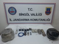 FÜNYE - Bingöl'de 2 Adet Patlayıcı Ve Düzenekleri Ele Geçirildi