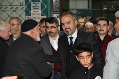 Bursalılar Mevlit Kandili'nde Camilere Akın Etti