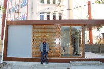 Finike Hasyurt'a Modern Muhtar Evi