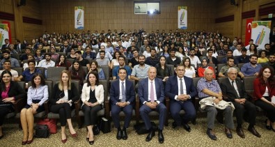 Üniversite Öğrencilerinden 'Herkes İçin Ekonomi' Programına Yoğun İlgi