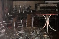 ŞEREFIYE - Van'da 4 İş Yeri Yandı