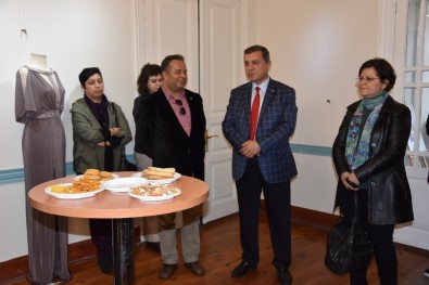 'Düşlerimizdeki Troia' Sanatseverlerle Buluştu