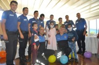 TOPLUM DESTEKLI POLISLIK - Mersin Polisinden Onkoloji Hastası Çocuklara Moral