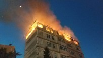 SIHHİYE - Samsun'da Apartman Yangını Açıklaması 5 Kişilik Aile Ölümden Döndü