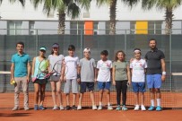 CUMHURIYET BAYRAMı - Toroslar Belediyesi Bocce Ve Tenis Takımlarının Başarısı