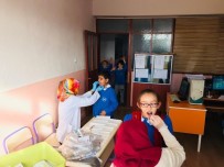 DİŞ DOKTORU - İlkokul  Öğrencilerine Dişlerine Florür Vernik Uygulaması