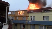 DAR SOKAKLAR - İstanbul'da 9 Katlı Binanın Çatısında Korkutan Yangın