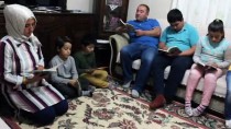 Kısa Mesajla Uyarılan Aileler Çocuklarıyla Kitap Okuyor