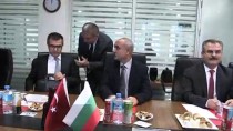 RUHSAR PEKCAN - Tır Kuyruklarının Önlenmesine Çözüm Arayışları