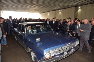 Başkan Ergün'den Klasik Otomobilli Kavşak Açılışı
