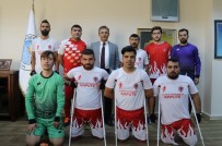 AMPUTE FUTBOL - Başkan Pamuk'tan Ampute Futbol Takımına Moral