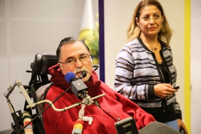 Buca'da 'Hawking' Hastalığı Olarak Bilinen ALS Hastalığı Anlatıldı