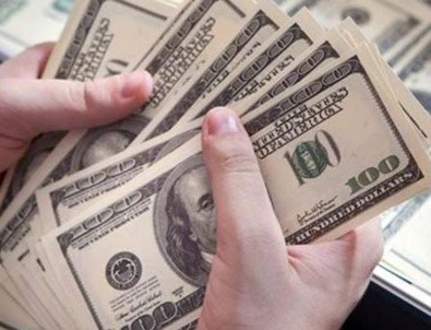 Dolar dibe vurdu