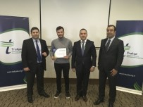 MAHMUT ŞAHIN - Lüleburgaz Dış Ticaret Okulu Katılımcıları Sertifikalarını Aldı