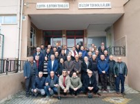 ENDÜSTRI MESLEK LISESI - Öğretmen Ve Öğrencileri 37 Yıl Sonra Buluştu