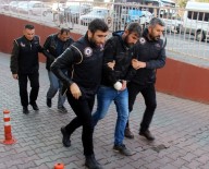 ÖZEL HAREKAT POLİSLERİ - Terör Örgütünün Propagandasını Yapan 2 Kişi Adliyeye Sevk Edildi