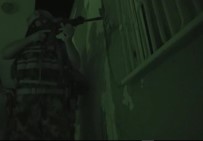 ÖZEL HAREKAT POLİSLERİ - Terör Örgütünün Propagandasını Yapan 2 Kişi Gözaltına Alındı