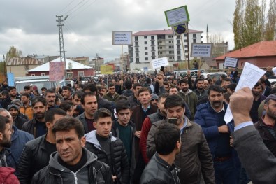 Ağrı'da Elektrik Protestosu Sırasında 1 Kişi Kalp Krizinden Öldü