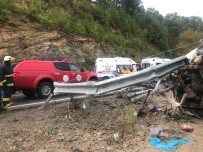 GÜÇLÜKÖY - Antalya'da Suriyelilerin Bulunduğu Minibüs Şarampole Devrildi