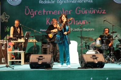 Gaziosmanpaşa Belediyesinden Öğretmenler Günü'ne Özel Yeşim Salkım Konseri