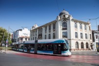 TOPLU ULAŞIM - İzmir Tramvayını Kullanan Yolcu Sayısı 21 Milyonu Aştı