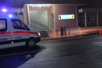 CUMHURIYET ÜNIVERSITESI - Karayollarının Misafirhanesinde Garson Dehşet Saçtı Açıklaması 2 Ölü