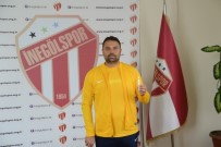 İNEGÖLSPOR - Kas Hastaları İçin Mum Yakıp Yeşil Sahaya Çıktılar