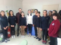 DİŞ SAĞLIĞI - Öğrenciler Ağız Ve Diş Sağlığı Merkezi Doktorlarıyla Bir Araya Geldi
