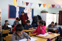 (Özel) Raşit Öğretmen, Hayatını Öğrencilerine Adadı