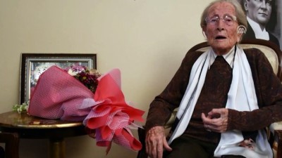 103 Yaşındaki Emekli Öğretmene Anlamlı Ziyaret