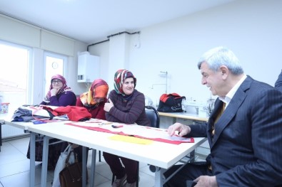 Başkan Karaosmanoğlu KO-MEK Kursiyerleriyle Buluştu