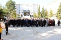 Dinar'da Öğretmenler Günü Kutlandı