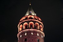 GALATA - Galata Kulesi Kadına Şiddete Karşı Turuncuya Büründü