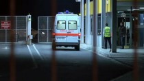 RAHIBE TERESA - Yaralı Arnavut Kadın Polis Tedavi İçin Ambulans Uçakla Türkiye'ye Gitti