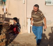 BEDENSEL ENGELLİ - Antalya'da Hırsızlar İkinci Kez Engelli Gençleri Eve Mahkum Etti