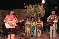 NOSTALJI - Öğretmenlerden Müzik Ziyafeti