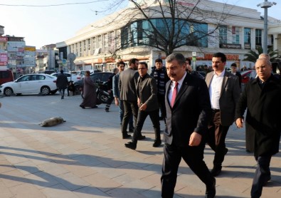 Sağlık Bakanı Koca Sakarya'da Cenaze Törenine Katıldı