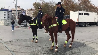 Taksim'de Atlı Polisler Göreve Başladı