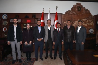 AK Parti Belediye Başkan Adayı Arı, Nevşehir Belediye Başkanı Seçen'i Ziyaret Etti
