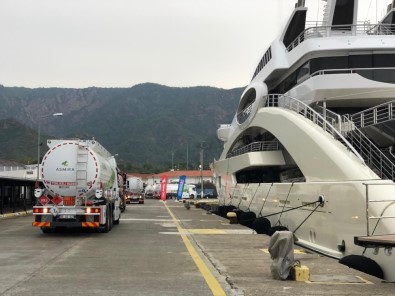 Dünyaca Ünlü İşadamı Karpateyn'e Aiit Ace Ve Garcon Marmaris'te