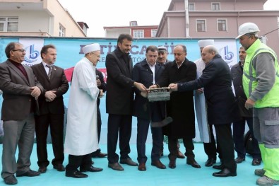 Kentsel Dönüşümle Yıkılan Fetih Camii'nin Temeli Atıldı