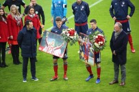 POLONYA - Müller Ve Lewandowski'ye Ödül