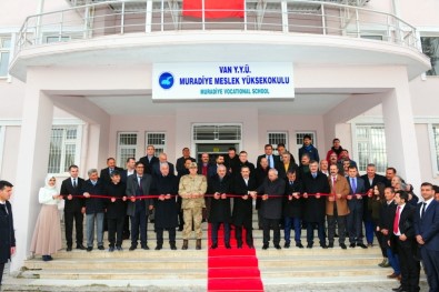 Muradiye MYO Binası Törenle Açıldı