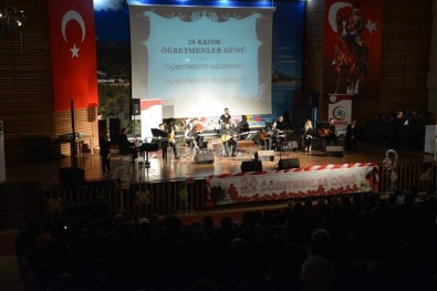 'Öğretmenin Dilinden, Öğretmenin Telinden' Konseri İlgi Gördü