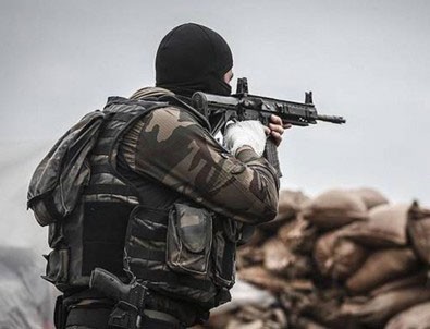 Batman'da teröristlerle çatışma! 1 polis yaralı, 1 PKK'lı öldürüldü