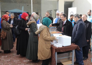 ERÜ İlahiyat Fakültesi'nde 'Mevlid-İ Nebi Haftası' Etkinliği Düzenlendi