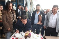 ÜMMET - Esnaftan Ümmet Akın'a Doğum Günü Sürprizi